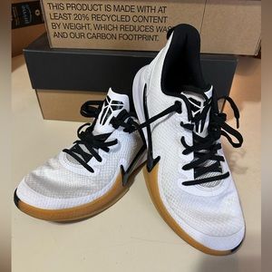 Nike Kobe Bryant Basketball Sneaker